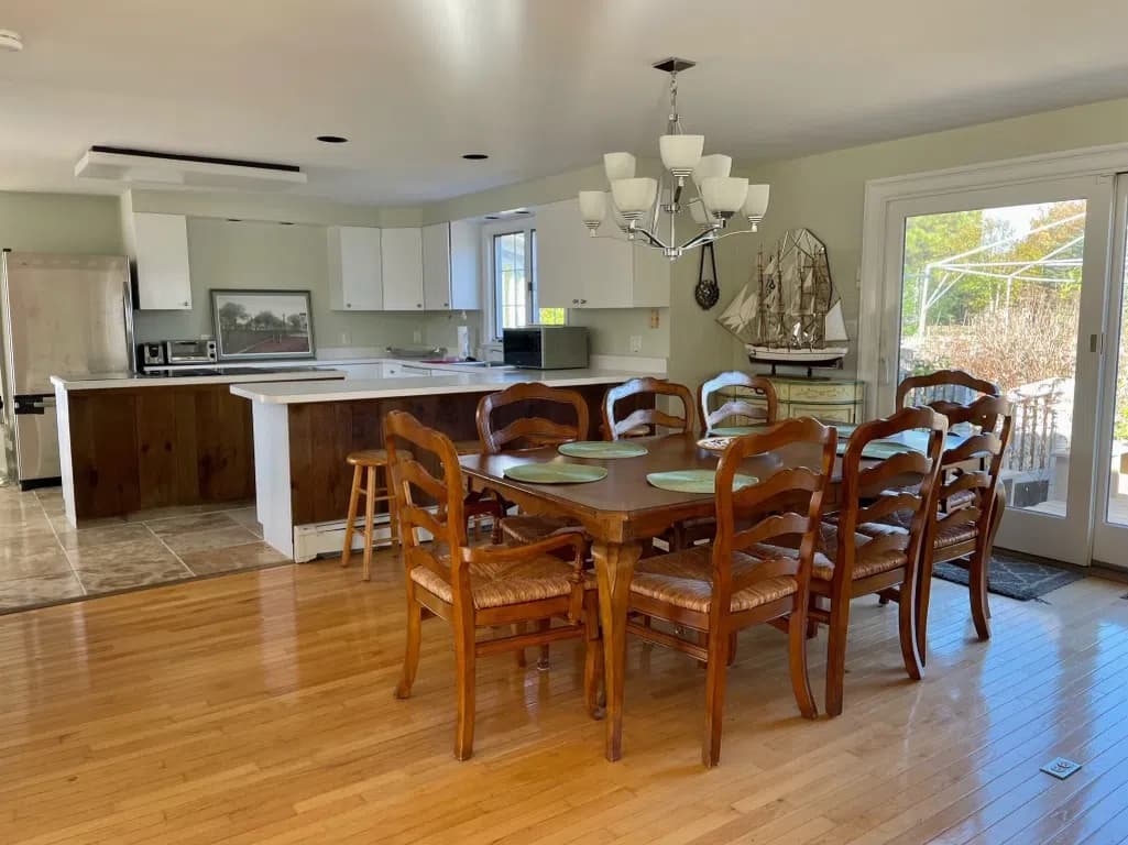 Dining Room, Architecture, Building, Dining Table, Furniture, Indoors, Room, Table