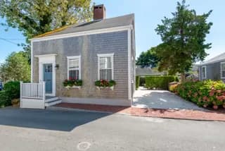rental property in 8 East Dover Street