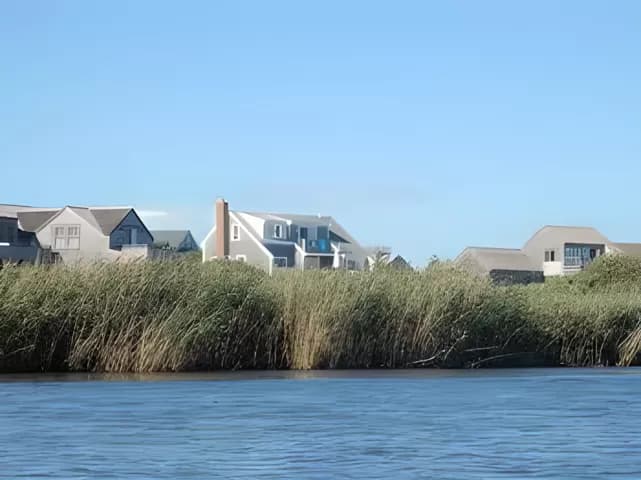 rental property in 17 Columbus Avenue