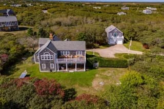 rental property in 27 Longwood Drive