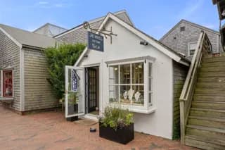 rental property in 6 Straight Wharf