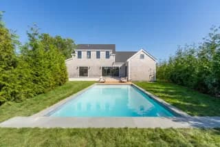 rental property in 75 Fairgrounds Road