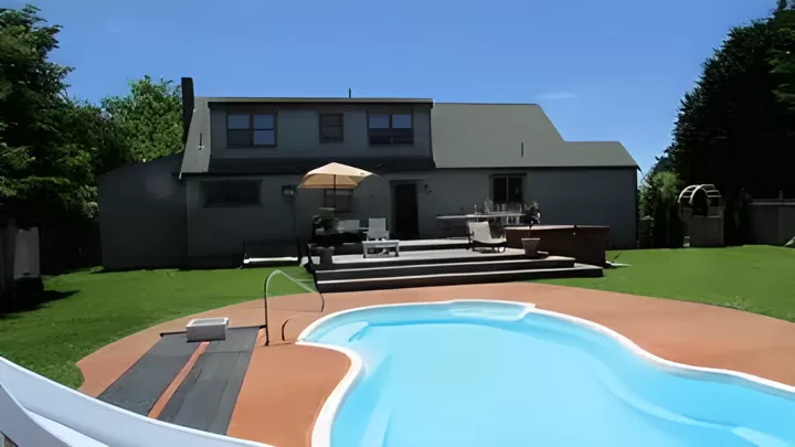 rental property in 1 & 3 Jeans Way