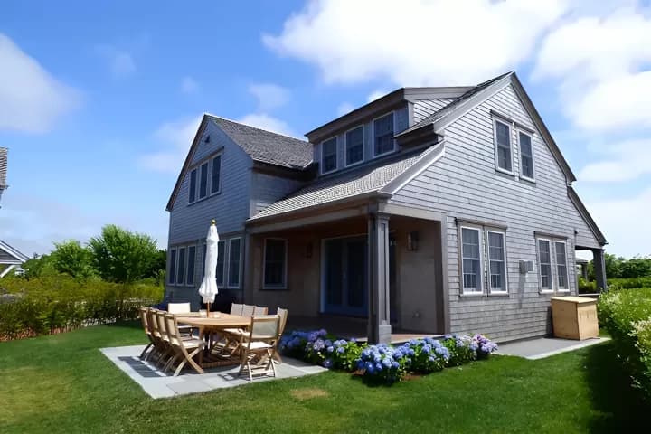 rental property in 15B Gingy Lane