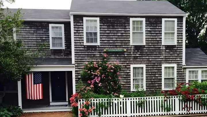 rental property in 20 Lily Street