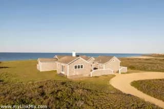 rental property in 10 Waquoit Road