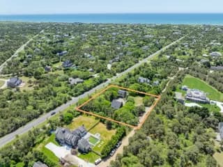 rental property in 119 Surfside Road
