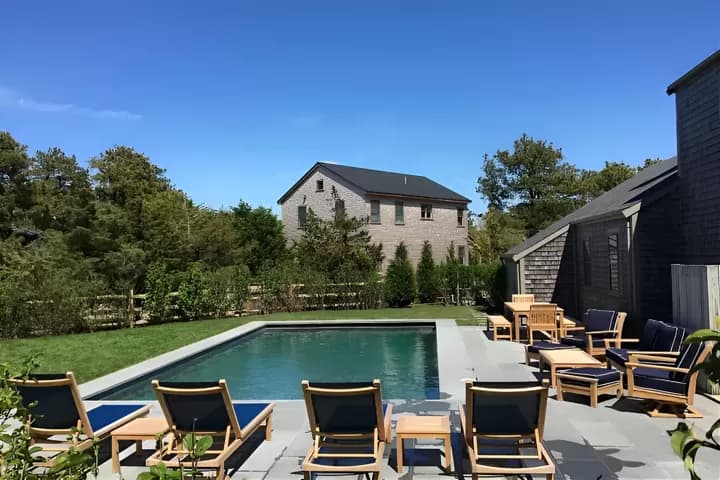 rental property in 79 Somerset Rd