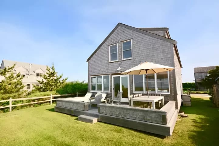 rental property in 24 Western Avenue