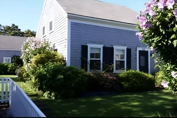 rental property in 42 West Chester Street