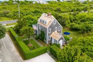 rental property in 76 Sankaty Road