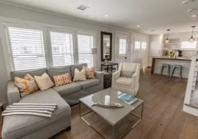 rental property in 15 Meader St-Unit D