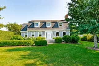 rental property in 4 Golfview Drive