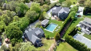rental property in 21 Equator Drive