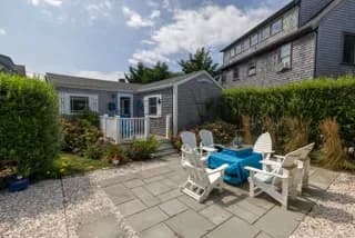 rental property in 20 Bartlett Road