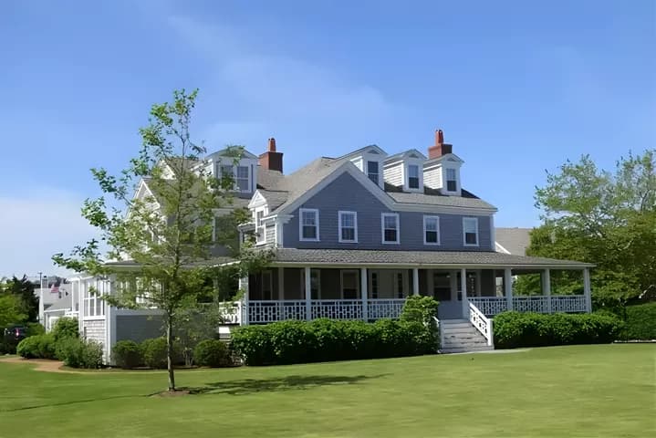 rental property in 70 Hulbert Avenue