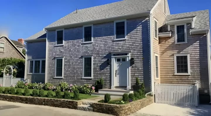 rental property in 8 Derrymore Road