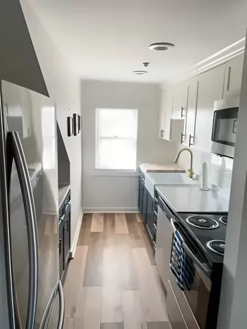 rental property in 7 Bayberry Court #F