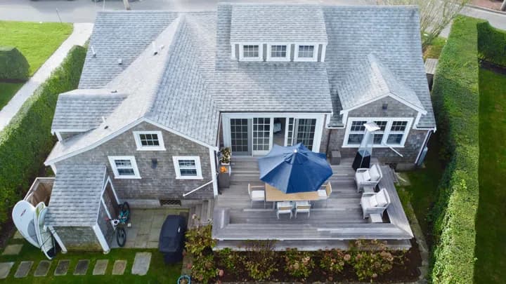 rental property in 29 East Lincoln Ave