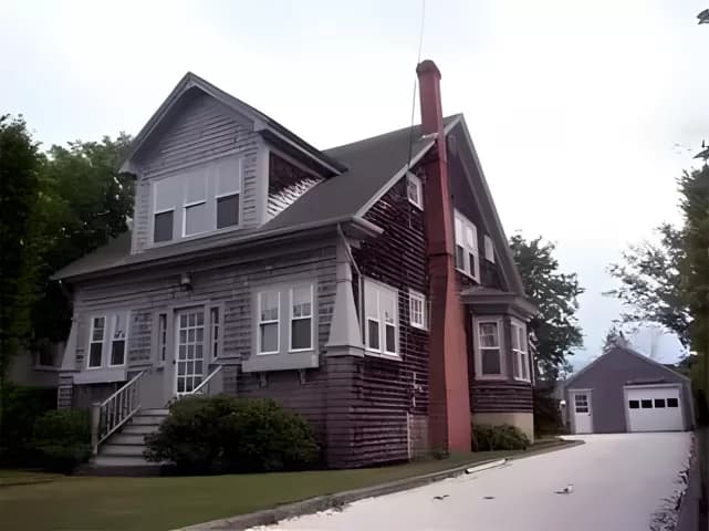 rental property in 84 Easton Street