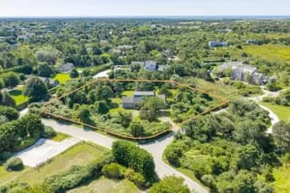 rental property in 2 Wamasquid Place