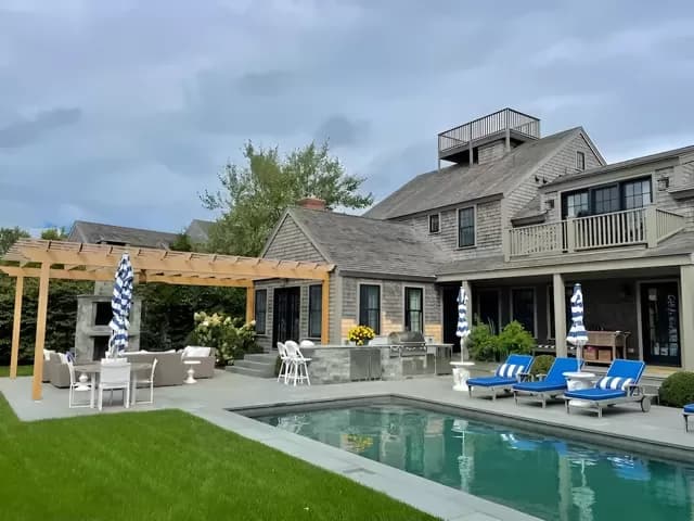 rental property in 15 Ellens Way