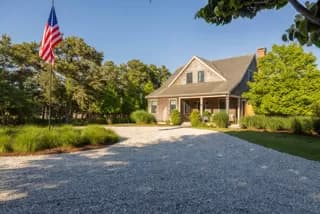 rental property in 14 Field Avenue