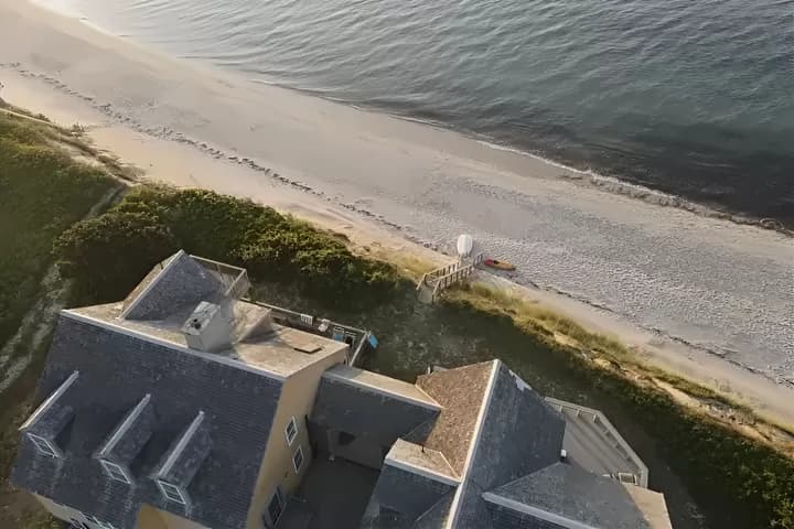 rental property in 111 Eel Point Road