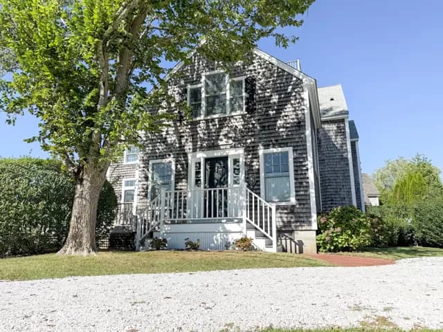rental property in 51 North Beach Street