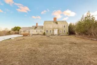 rental property in 6 Arkansas Avenue