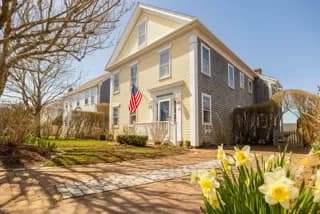rental property in 14 Goldfinch Drive