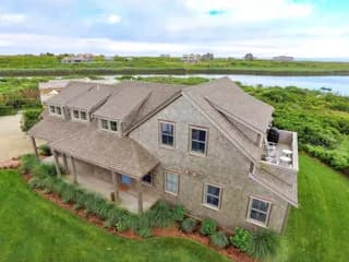 rental property in 11 Columbus Avenue