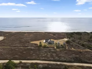 rental property in 44 Madequecham Valley Road