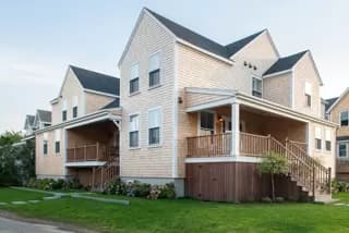 rental property in 16 Walsh Street