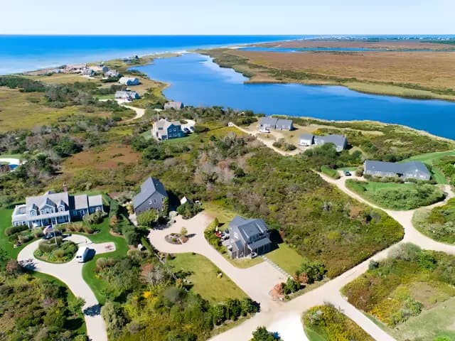 rental property in 4 Tautemo Way