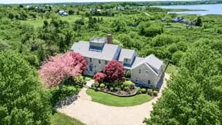 rental property in 5 Old Quidnet Milk Route