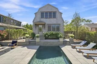 rental property in 33.5 Vesper Lane