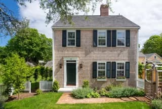 rental property in 10 Silver Street