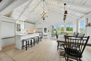 rental property in 27 North Liberty Street