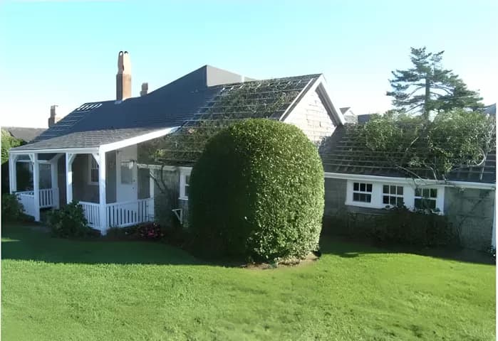 rental property in 8 Pochick Street