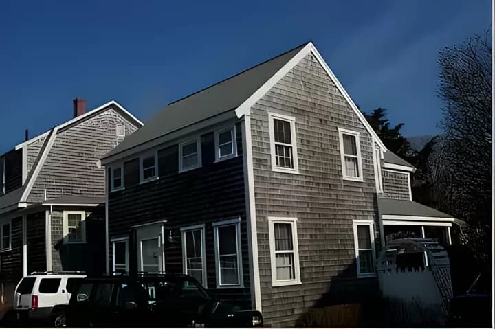 rental property in 30 B West Chester Street