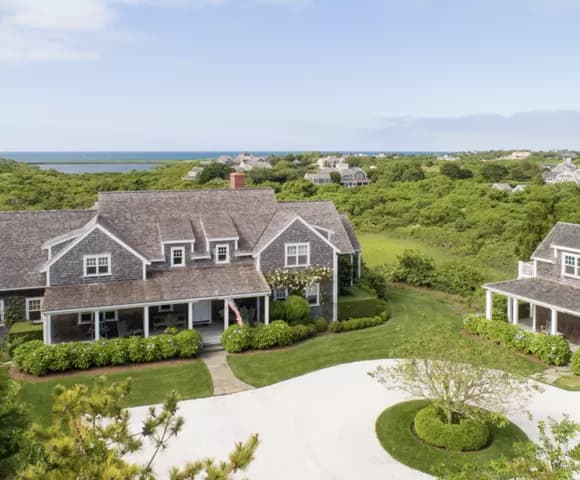 rental property in 5 Capaum Pond Road