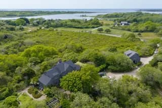 rental property in 263 Polpis Road