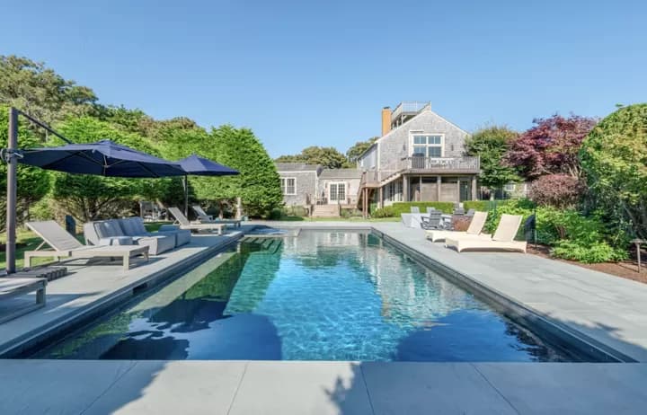 rental property in 9 Auriga Street