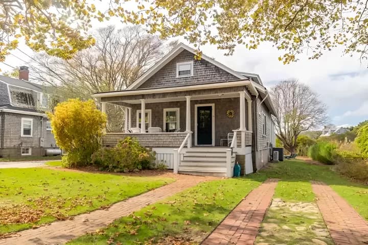 rental property in 62 North Liberty Street