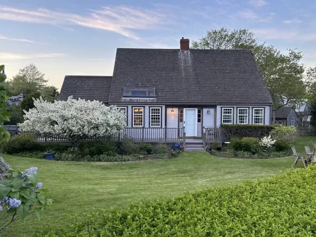 rental property in 53 Milk Street