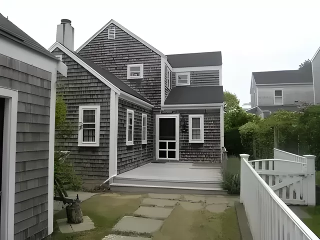 rental property in 10 Hillers Lane