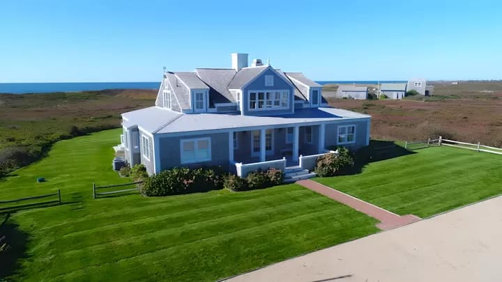 rental property in 52 West Miacomet Road