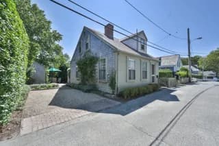 rental property in 6 Eagle Lane