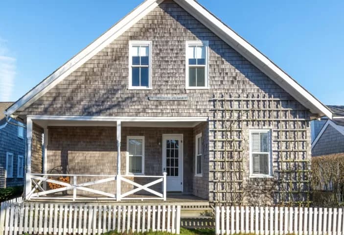 rental property in 21 Broadway